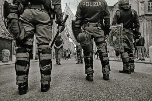 Bolzano, controlli della Polizia: 11 denunce e un’espulsione