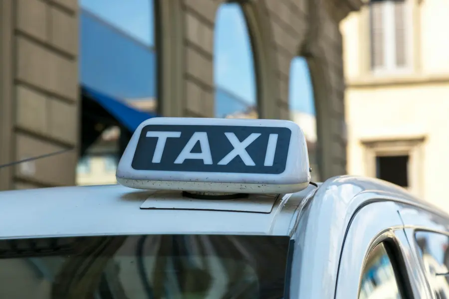 Bolzano, bando per 10 nuove licenze taxi: 5 accessibili