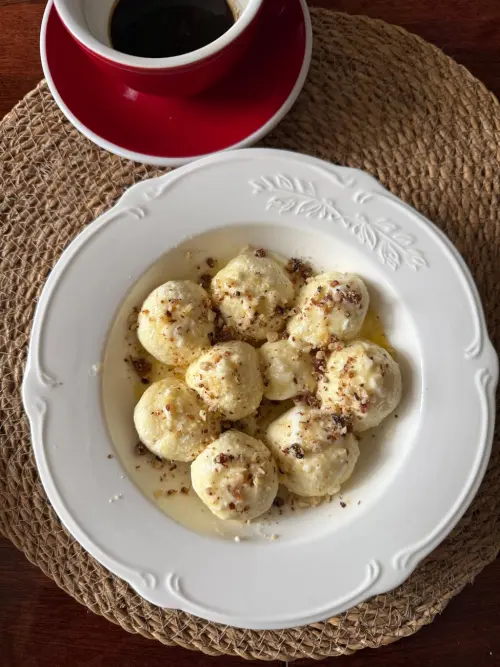 I canederli: storia, varianti e ricetta della tradizione altoatesina, dai rifugi alle cucine di malga