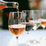 I vini dell’Alto Adige: guida ai vitigni autoctoni, dalle cantine di Lagrein al Gewürztraminer di Termeno