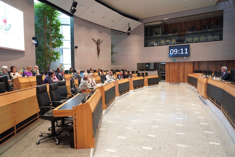 Consiglio provinciale di Bolzano: approvate mozione sul teleriscaldamento e voto sui periodi di cura